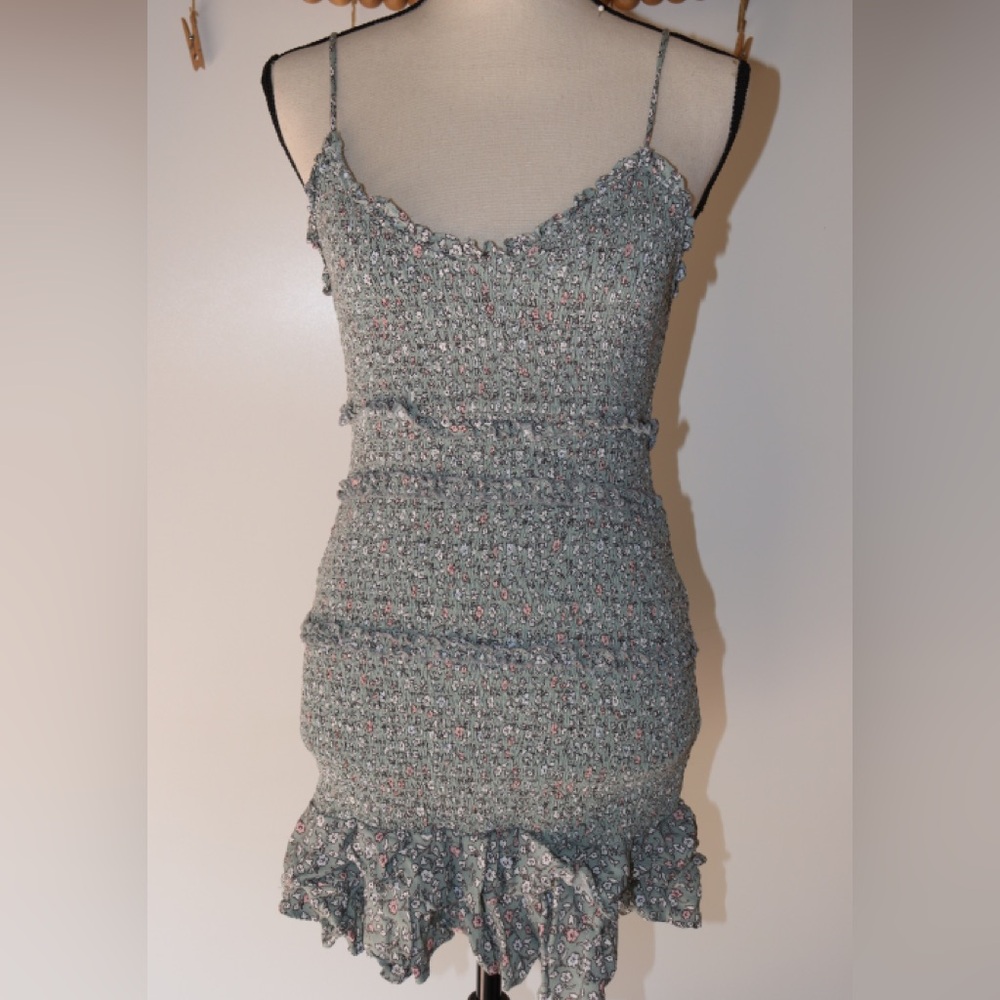 LILYFUL Mini Floral and Ruffle Dress - Picture 10 of 15